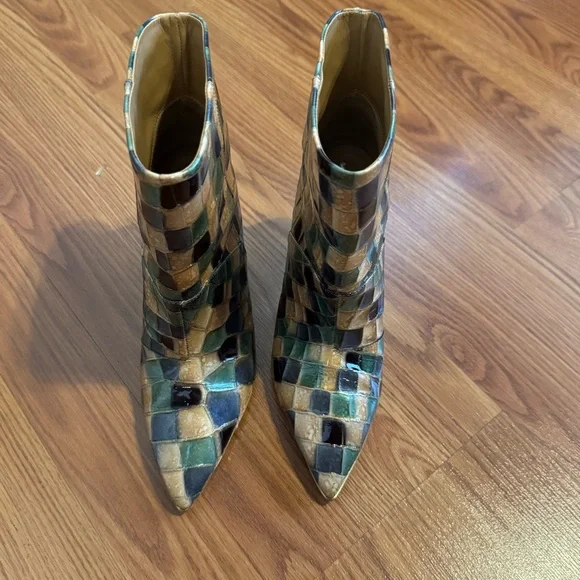 Tory Burch Lila 90mm Painted Hand Embossed Ankle Boots Green multicolored Heeled Boots